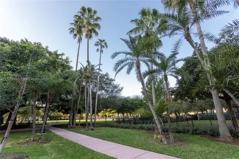 11 Island Avenue Miami Beach FL 33139