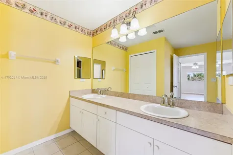 2716 SW 2nd Lane Cape Coral FL 33991