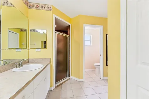 2716 SW 2nd Lane Cape Coral FL 33991