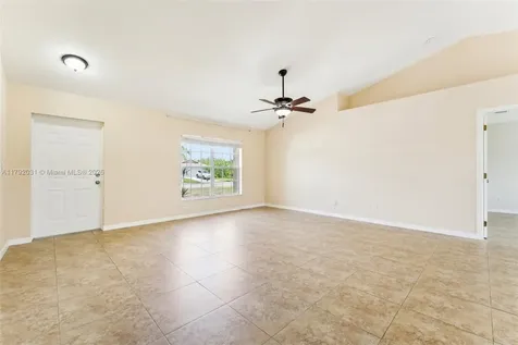 2716 SW 2nd Lane Cape Coral FL 33991