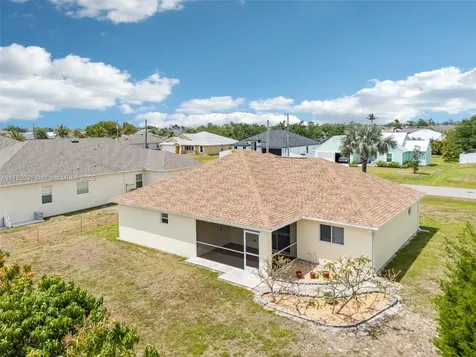 2716 SW 2nd Lane Cape Coral FL 33991