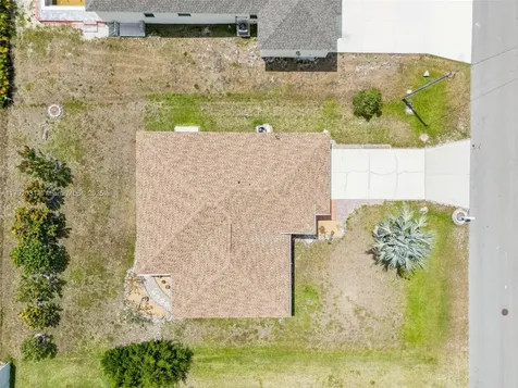 2716 SW 2nd Lane Cape Coral FL 33991