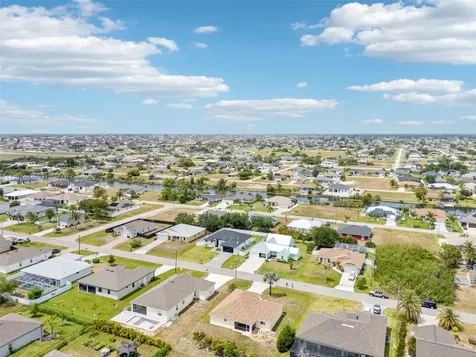 2716 SW 2nd Lane Cape Coral FL 33991