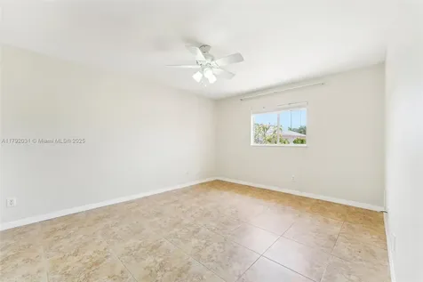 2716 SW 2nd Lane Cape Coral FL 33991