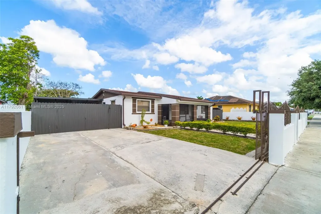30021 SW 160th Avenue Homestead FL 33033