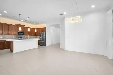 1291 SW 113th Way Pembroke Pines FL 33025