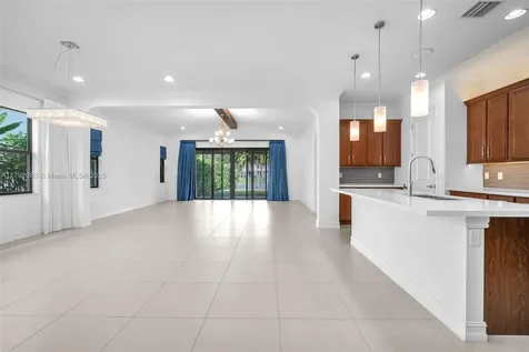 1291 SW 113th Way Pembroke Pines FL 33025
