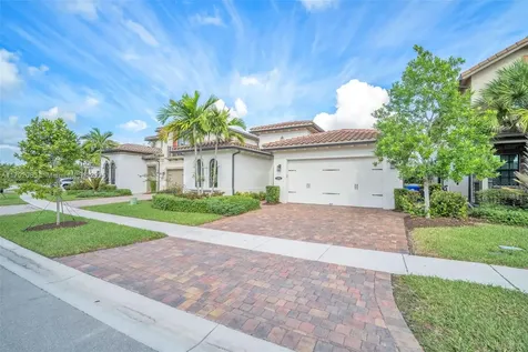 1291 SW 113th Way Pembroke Pines FL 33025