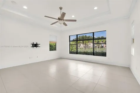1291 SW 113th Way Pembroke Pines FL 33025