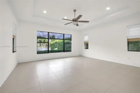 1291 SW 113th Way Pembroke Pines FL 33025