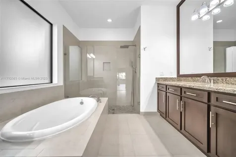 1291 SW 113th Way Pembroke Pines FL 33025