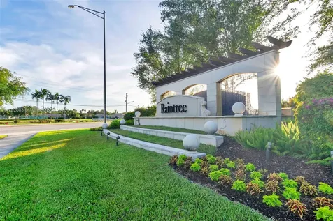 1291 SW 113th Way Pembroke Pines FL 33025