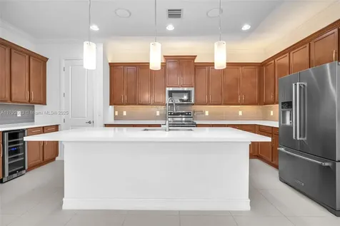 1291 SW 113th Way Pembroke Pines FL 33025