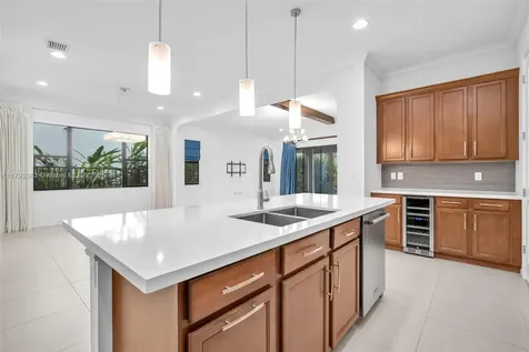 1291 SW 113th Way Pembroke Pines FL 33025