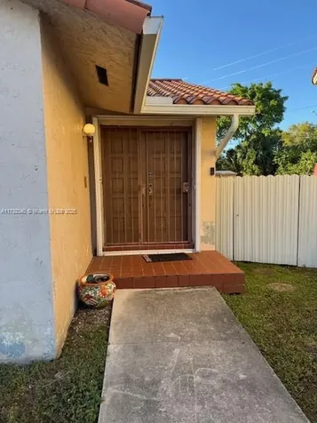 13525 SW 8th Lane Miami FL 33184