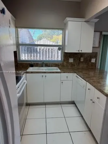 13525 SW 8th Lane Miami FL 33184