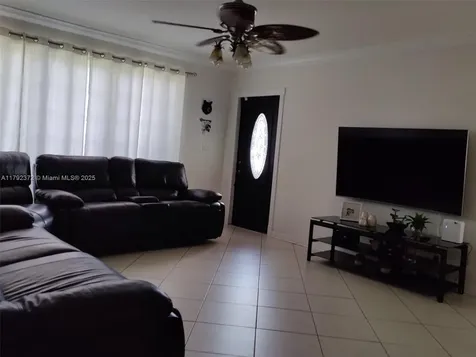 5331 SW 57th Court Davie FL 33314