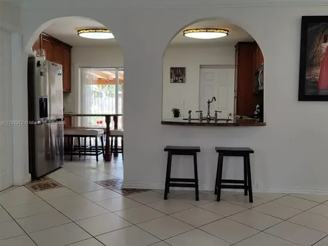 5331 SW 57th Court Davie FL 33314