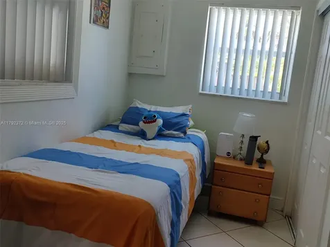 5331 SW 57th Court Davie FL 33314