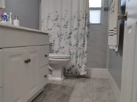 5331 SW 57th Court Davie FL 33314