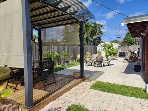 5331 SW 57th Court Davie FL 33314
