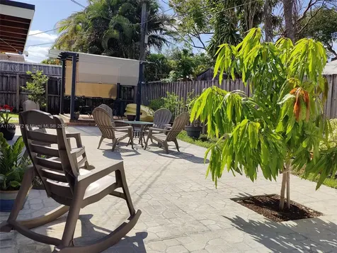 5331 SW 57th Court Davie FL 33314