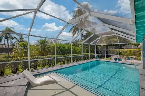 16840 SW 87th Avenue Palmetto Bay FL 33157