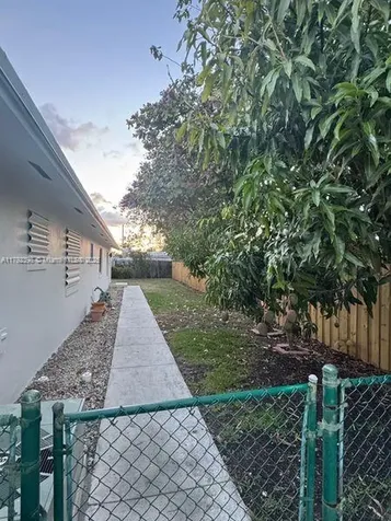 2028 SW 57th Court Miami FL 33155