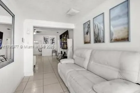 3275 NW 95th Street Miami FL 33147