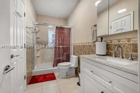 3275 NW 95th Street Miami FL 33147