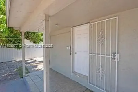 3275 NW 95th Street Miami FL 33147
