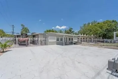 3275 NW 95th Street Miami FL 33147