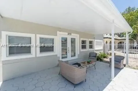 3275 NW 95th Street Miami FL 33147
