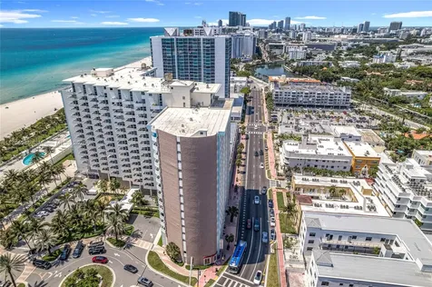 2899 Collins Avenue Miami Beach FL 33140