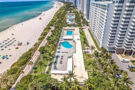 2899 Collins Avenue Miami Beach FL 33140