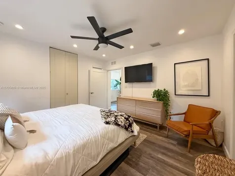 1250 Oriole Avenue Miami Springs FL 33166