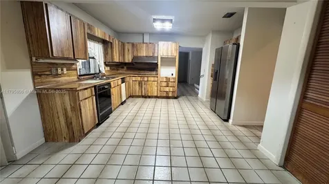 7850 SW 83rd Court Miami FL 33143