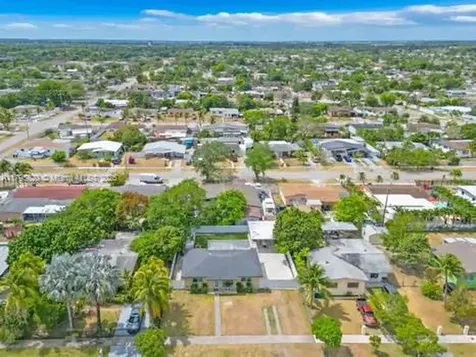 11930 SW 187th Street Miami FL 33177