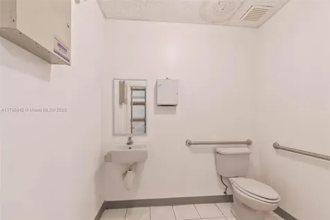 1480 NE 131st Street North Miami FL 33161