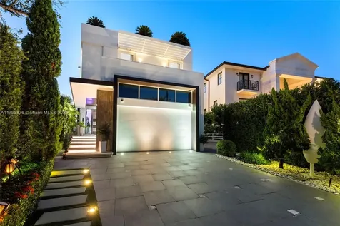 441 N Hibiscus Drive Miami Beach FL 33139
