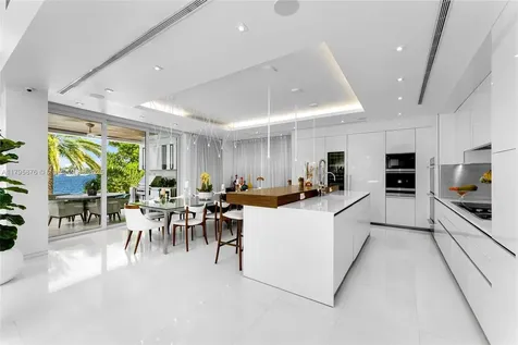 441 N Hibiscus Drive Miami Beach FL 33139