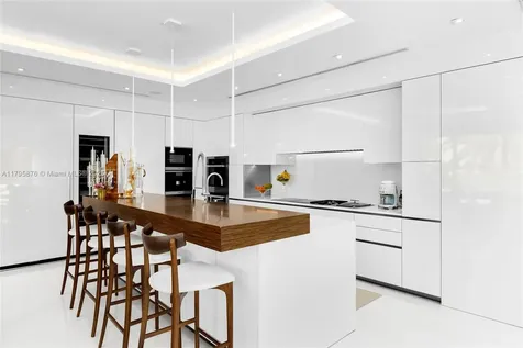 441 N Hibiscus Drive Miami Beach FL 33139