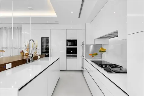 441 N Hibiscus Drive Miami Beach FL 33139