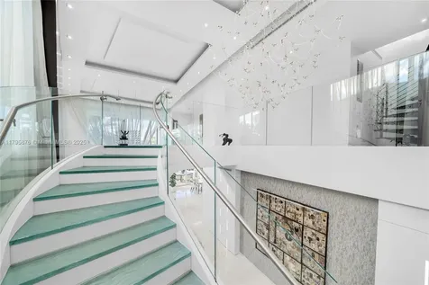 441 N Hibiscus Drive Miami Beach FL 33139