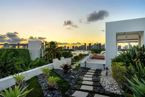 441 N Hibiscus Drive Miami Beach FL 33139