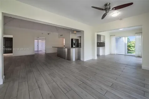 5715 Bayberry Lane Tamarac FL 33319