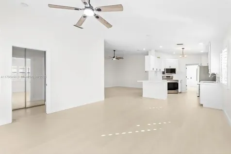 8467 SE Retreat Drive Hobe Sound FL 33455