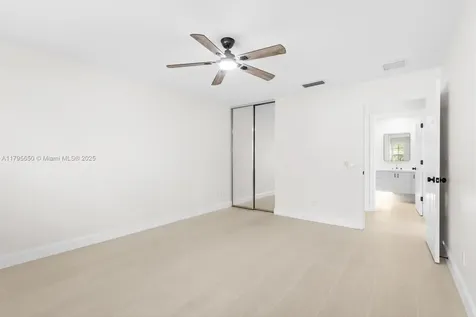 8467 SE Retreat Drive Hobe Sound FL 33455