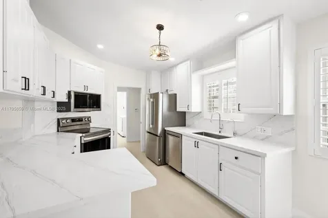8467 SE Retreat Drive Hobe Sound FL 33455