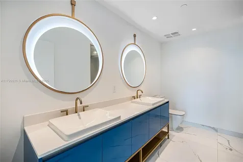 2678 Tigertail Avenue Miami FL 33133
